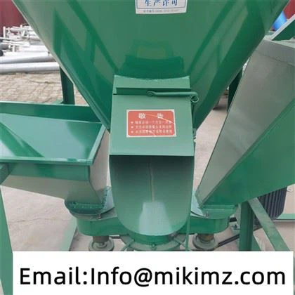 Animal Feed Grinder Mixer Machine in Californië