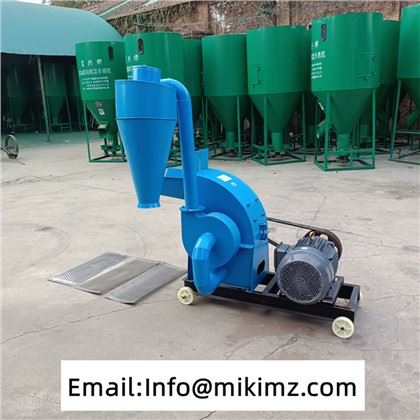 Feed Machinery Cattle Animal Feed Crusher en Mixer Hammer Mill