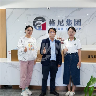 De voerpelletfabriek van MIKIM wordt de volgende dag naar Vietnam verzonden.